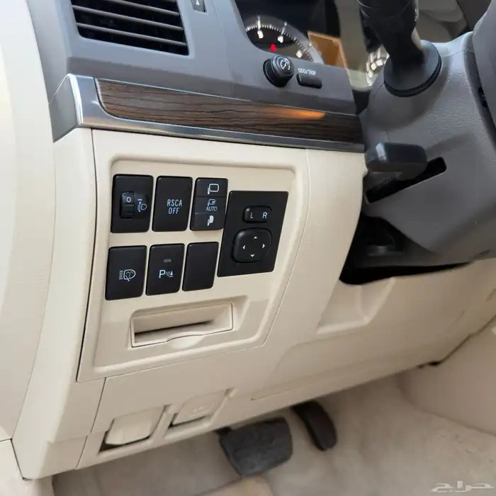 لاندكروزر Gx.r 2019 قراند تورنق بحالة الجديد 57