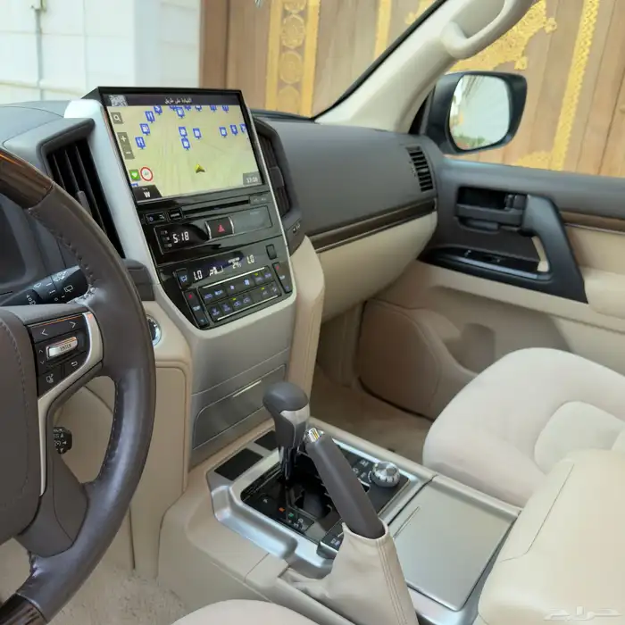 لاندكروزر Gx.r 2019 قراند تورنق بحالة الجديد 46