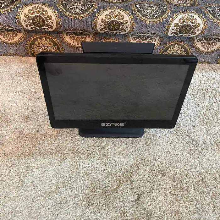 جهاز كاشير مع الطابعه وجميع اسلاكه 2