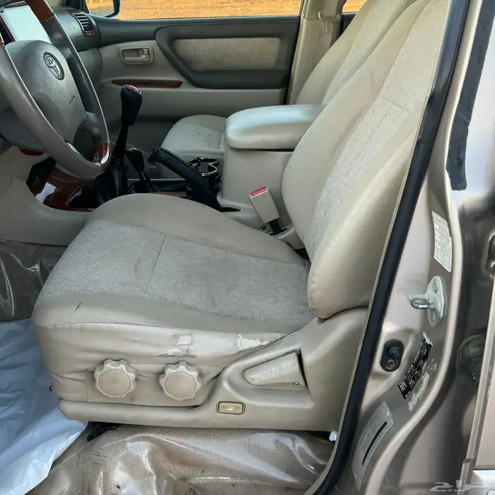 لاندكروزر 2006 ( قير عادي - اسبير علاق ) 20