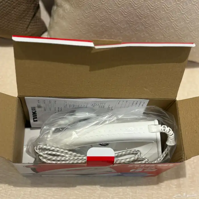 مكواة ملابس ماركة نيكاي جافة بقوة 1200 واط. 2