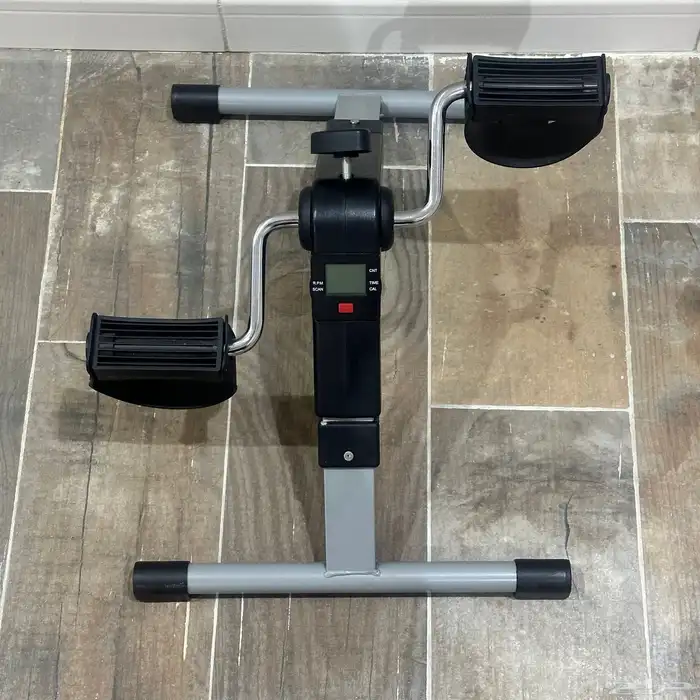 دراجة تمارين رياضية صغيرة 0