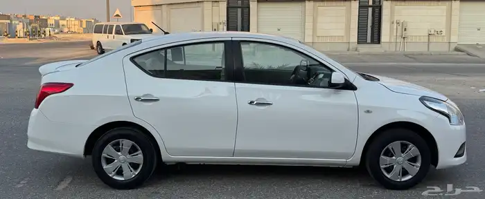 نيسان صني 2019 وارد سعودي نظيفه 4