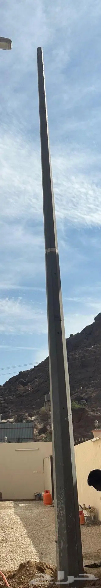 عمود اناره للبيع 0