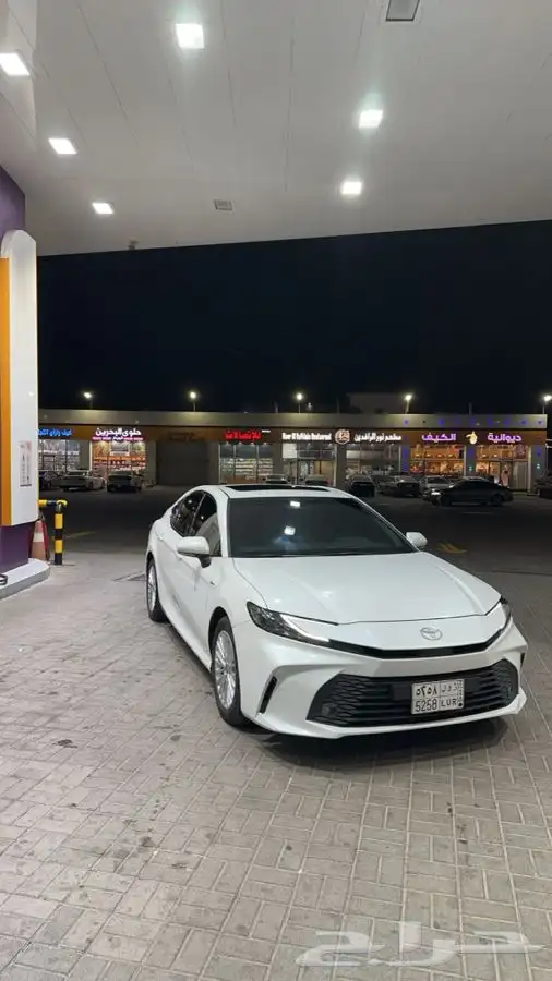 كامري E بلس للبيع او للبدل بكامري ستاندر بنزين ممشى 34 2