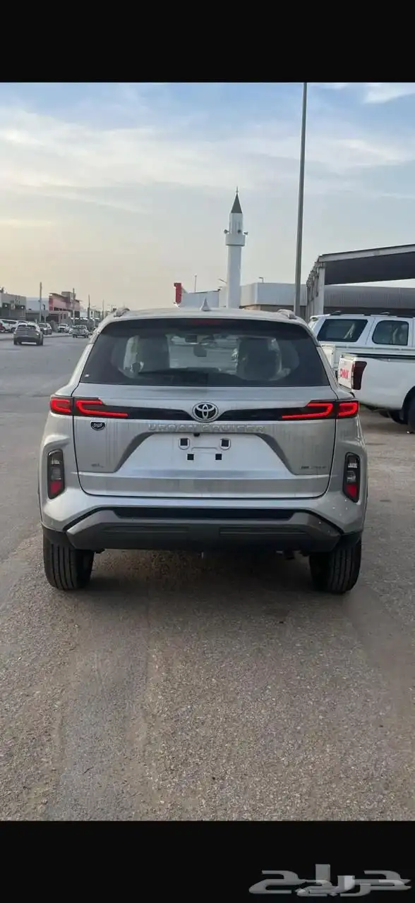 تويوتا اوربان 2026 2