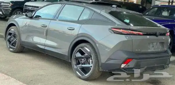 بيجو 408 GT موديل 2025 كاش وتقسيط 9