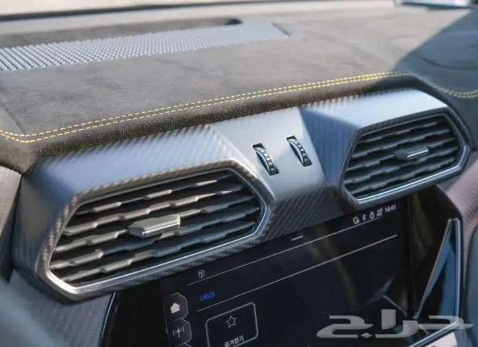 لامبرجيني اوروس بيرفورمانتي موديل 2024 ب 981 الف 9