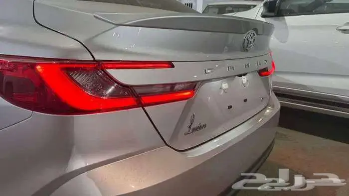 تويوتا كامري لومير 2025 - تم البيع 4