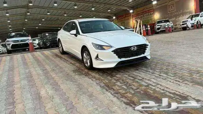 هيونداي سوناتا 2021 استاندر بنزين - 2400 سي سي 1
