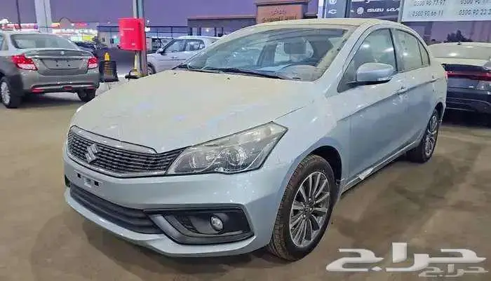 سوزوكي سياز GL موديل 2025 اسعار ممتازه جدا جدا 17