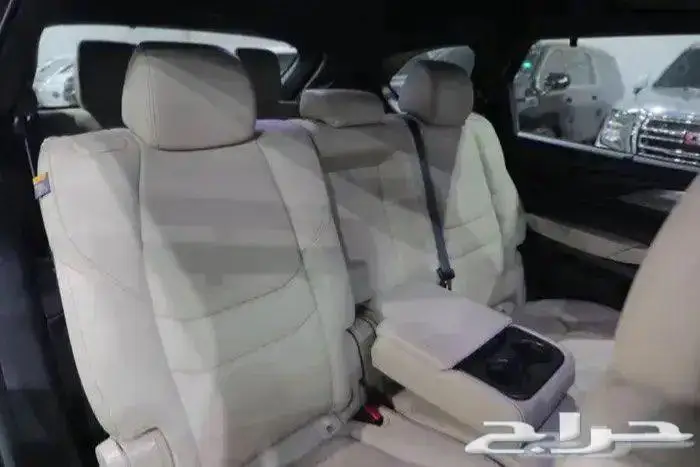 مازدا CX9 فل كامل فتحة سقف جلد اربعة سلندر موديل 2023 12