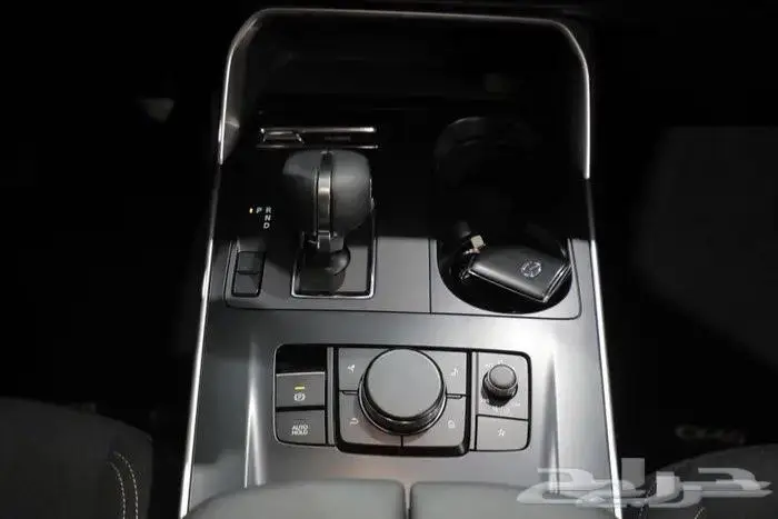 مازدا CX60 استاندر شاشة اربعة سلندر موديل 2025 16