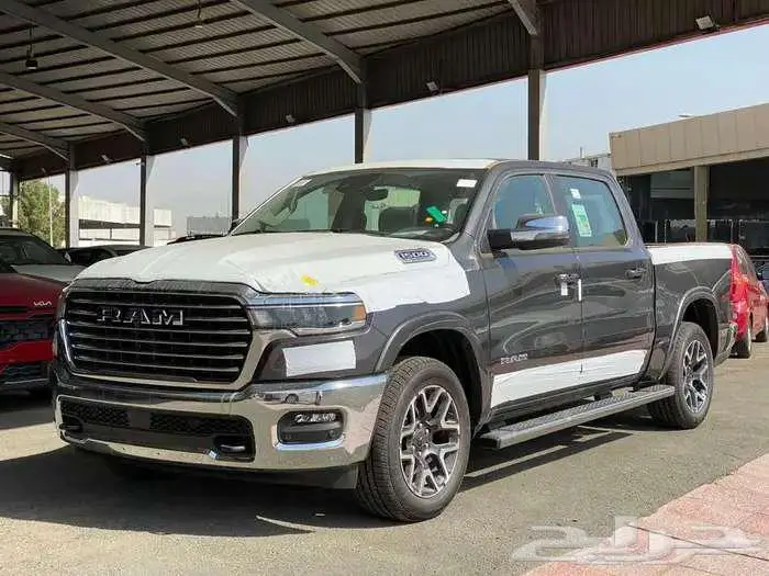 دودج رام 1500 لارامي غمارتين موديل 2025 تقسيط او كاش 0