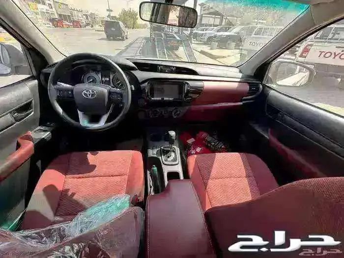 هايلوكس توماتيك بنزين 2025 بريمي كاش واقساط 11