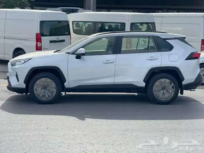 راف فور 2025 XLE مكينه 2.5 فل كامل بريمي 3