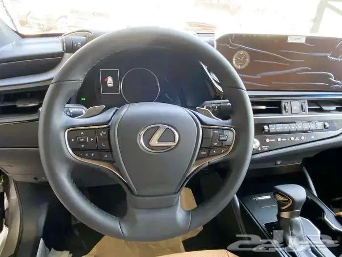 لكزس ES250 AA موديل 2025 18