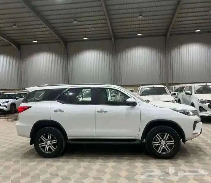 تويوتا فورتشنر 2025-(كاش-تقسيط جميع البنوك)عرض خاااص 4