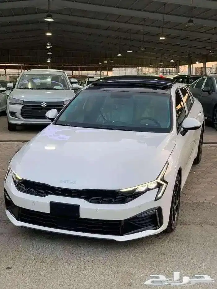 كيا K5 ستاندر مطور بصمة فتحة سقف 2025 0