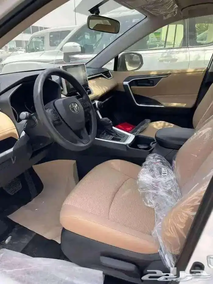 راف فور 2025 استاندر 2500 سي سي دبل بريمي بنزين 5