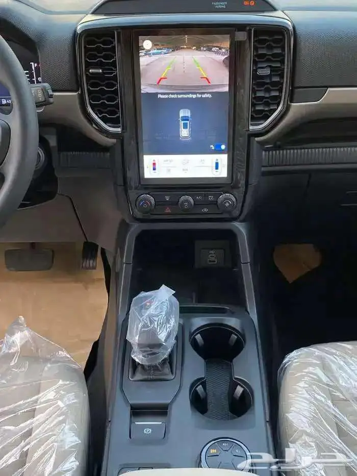 فورد ايفرست XLS موديل 2025 9