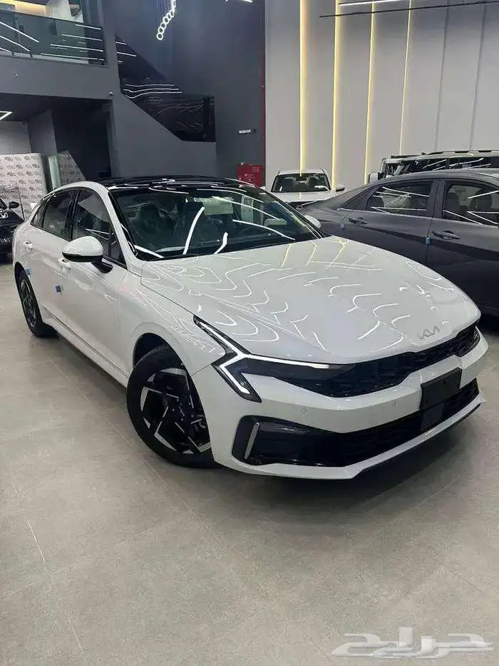 كيا k5 استاندر مطور بانوراما 2025بدون دفعه اولى 0