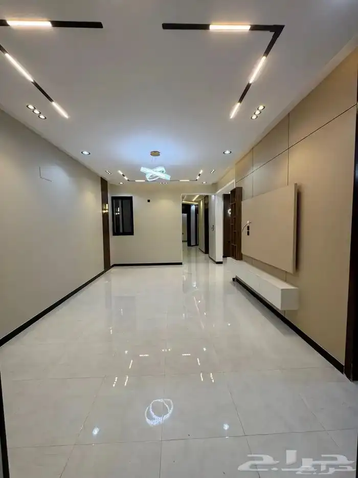 للبيع شقق ارضيه وارواف علويه تشطب ممتاز بدره الموسي 24