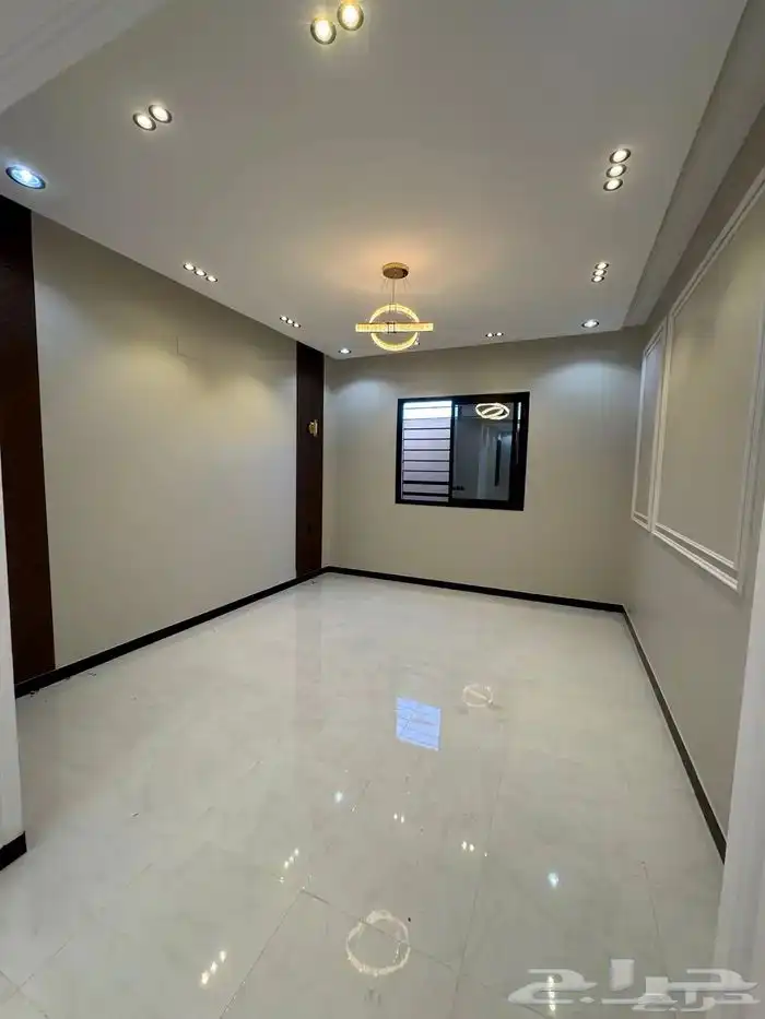 للبيع شقق ارضيه وارواف علويه تشطب ممتاز بدره الموسي 10