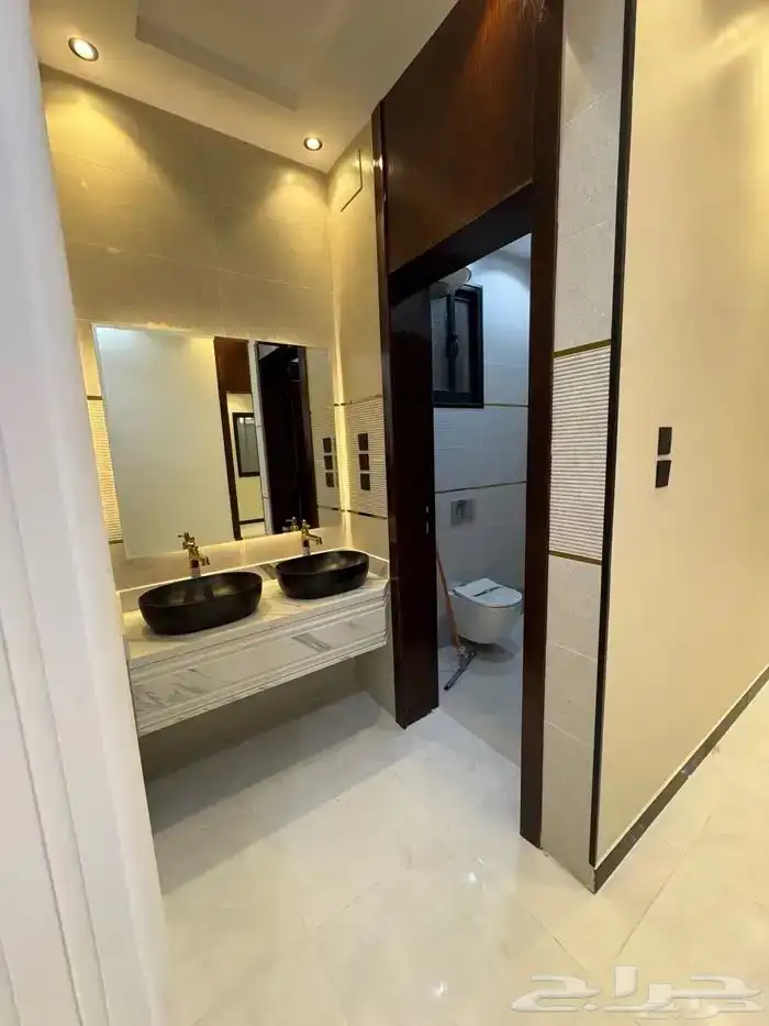 للبيع شقق ارضيه وارواف علويه تشطب ممتاز بدره الموسي 12