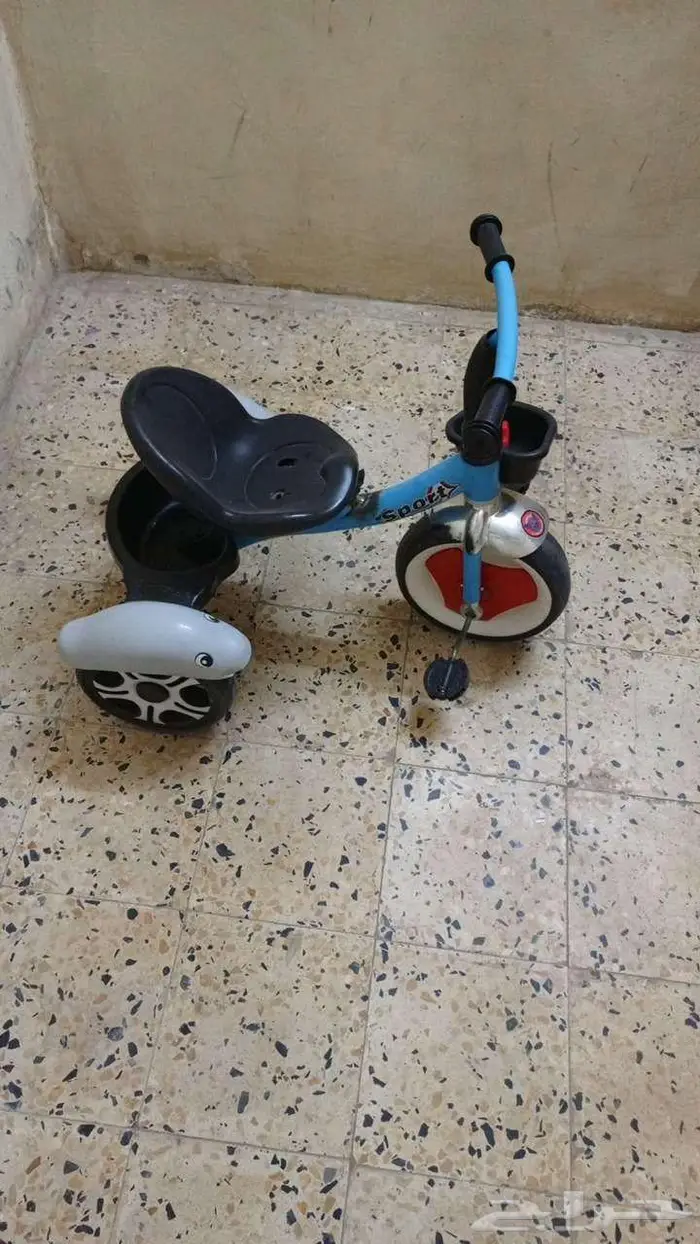 مرجيحة اطفال و دراجة اطفال 0