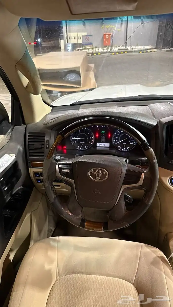 لاند كروزر 2016 للبيع 24