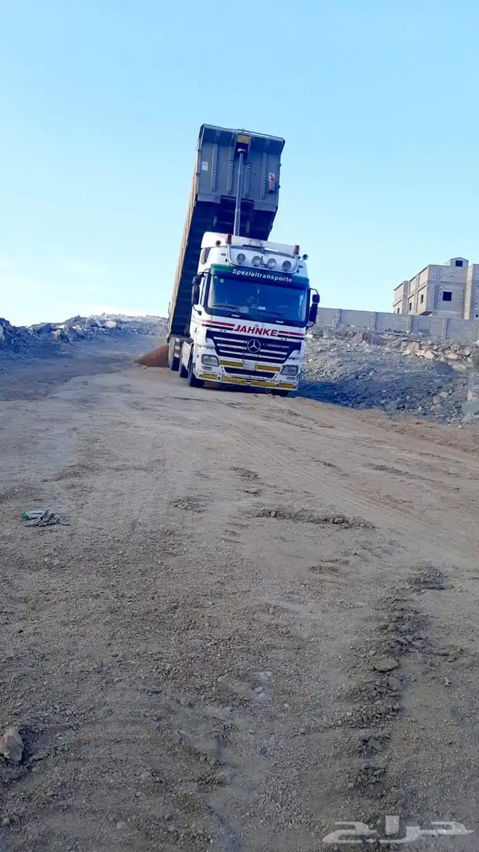 تأجير معدات ثقيله  تريله 2006بكلينات هونداي  دوسان مقاس 220 7