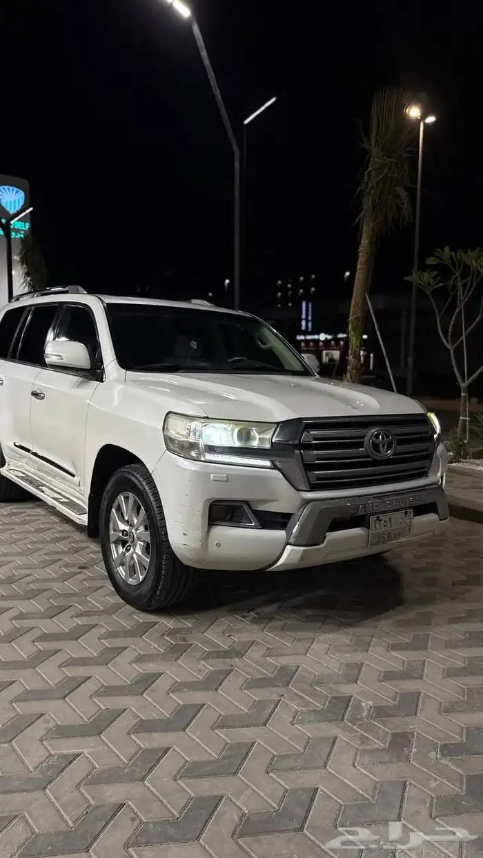 لاند كروزر 2016 للبيع 13