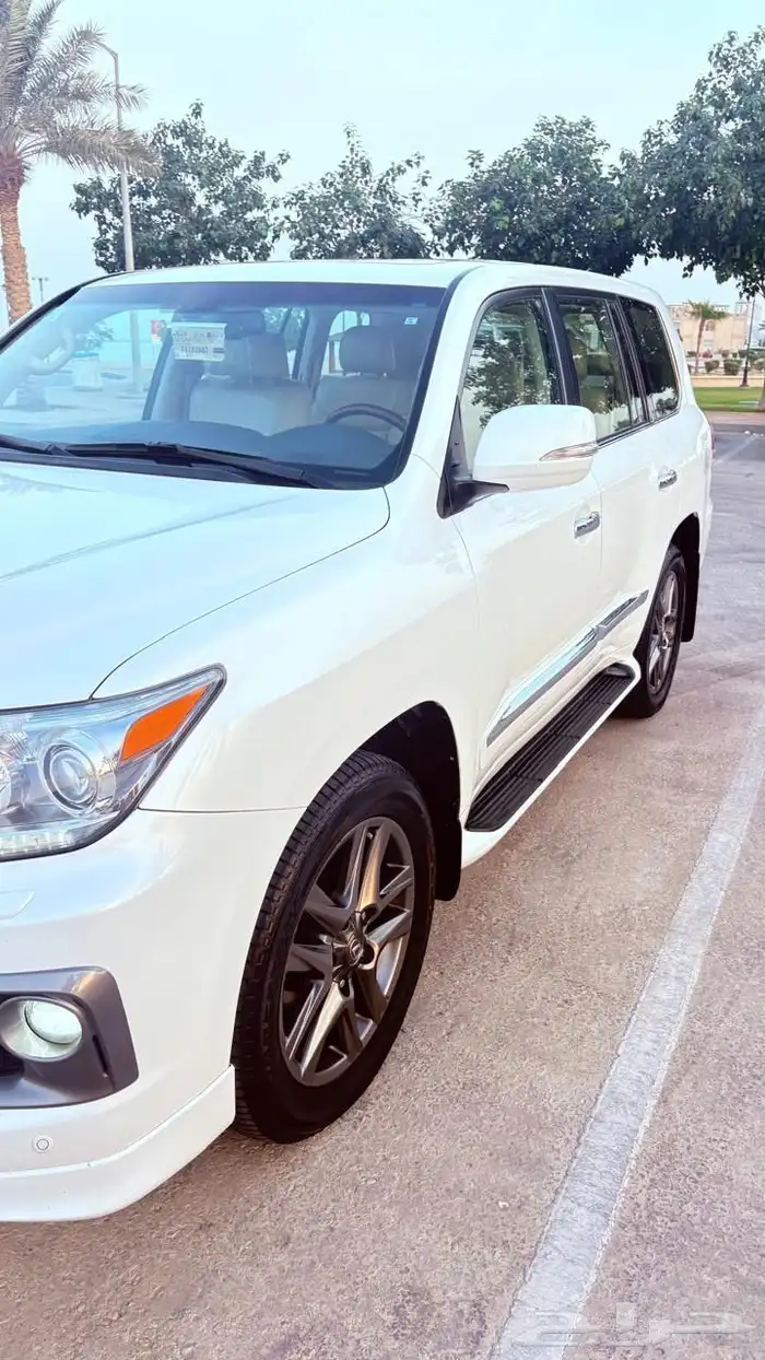 للبيع جيب لكزس LX 570   فل كامل 2015 3