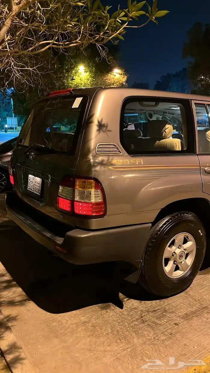 لاندكروزر 2006 وارد قطر اقبل بدل 4