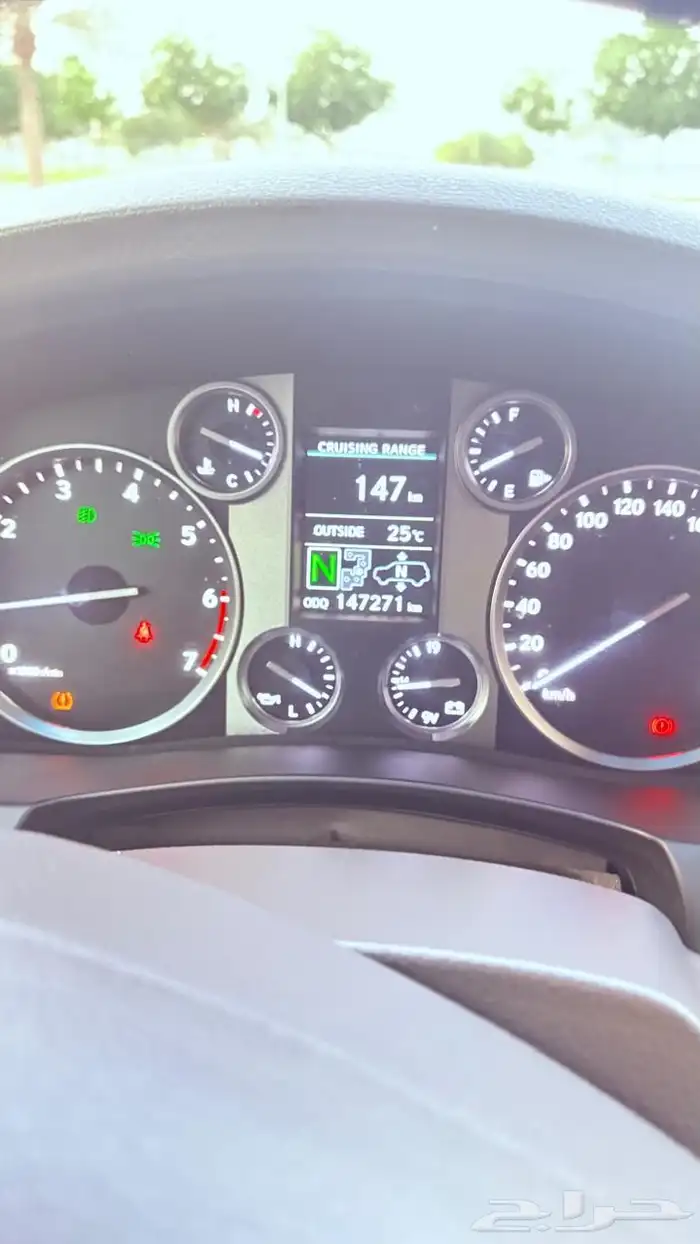 للبيع جيب لكزس LX 570   فل كامل 2015 18