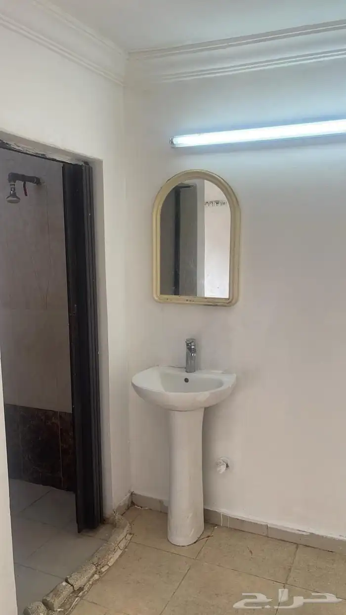 غرفه حارس مع دورة مياه حي السنابل 2