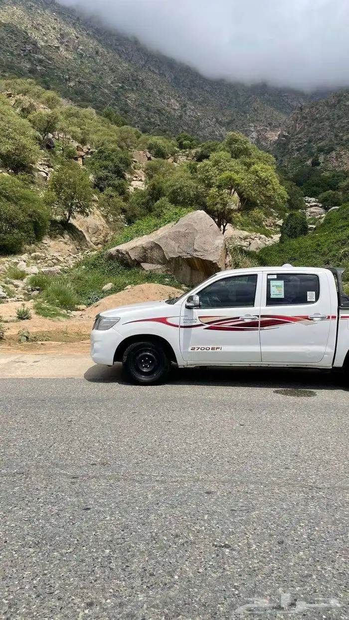 عندي هيلكس مديل 2012 كل شي وكاله لبدل او كااش 1