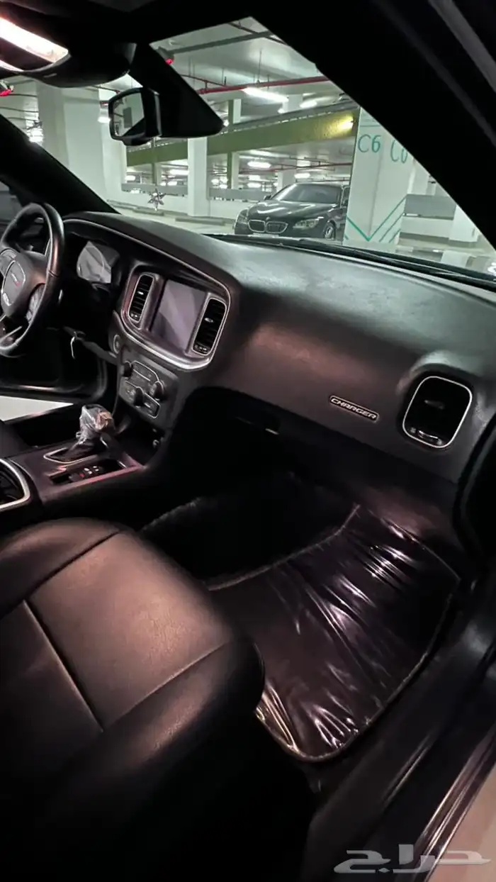 دودج تشارجر 18