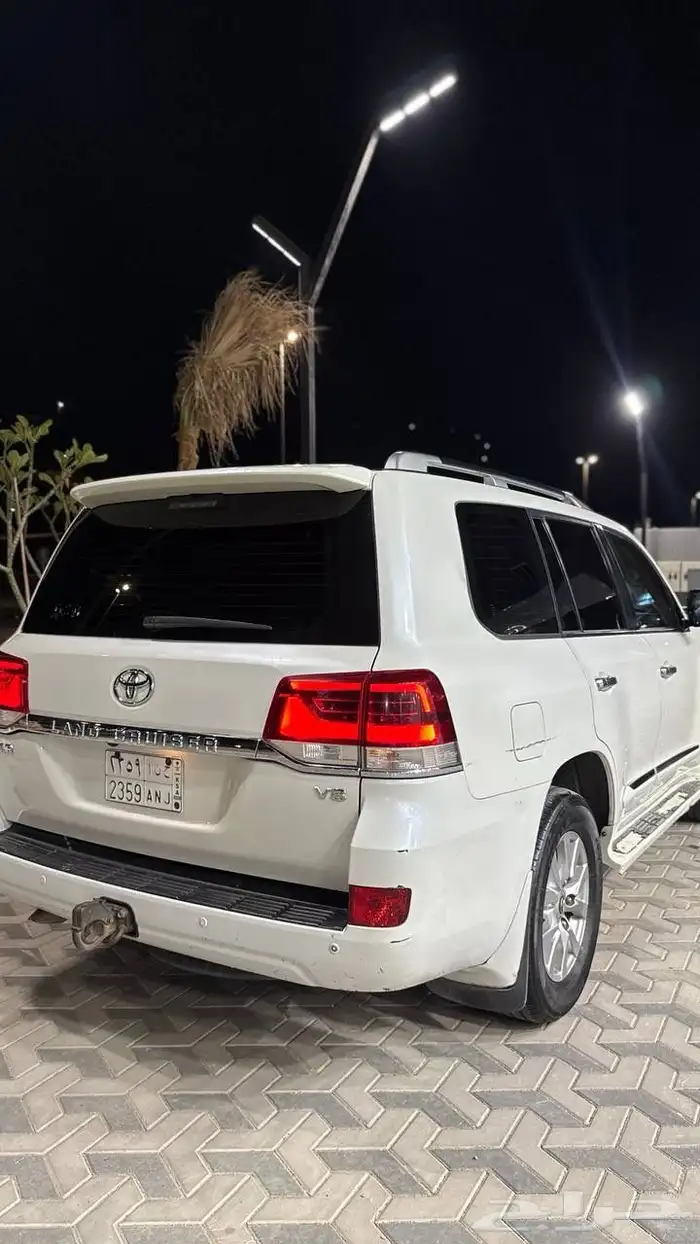 لاند كروزر 2016 للبيع 12