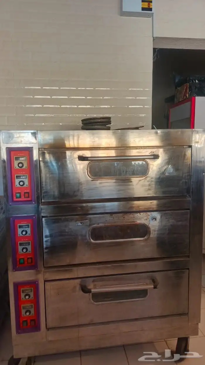 ادوات مطعم مكينة بروست وفرن غاز وفرن كهرب للبيع . 0