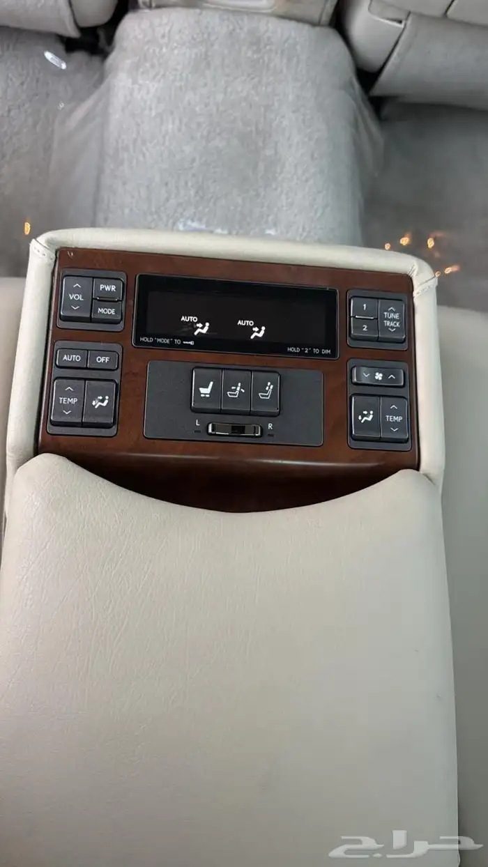 النوع   لكزس ( L460LS) سعودي 2010 34