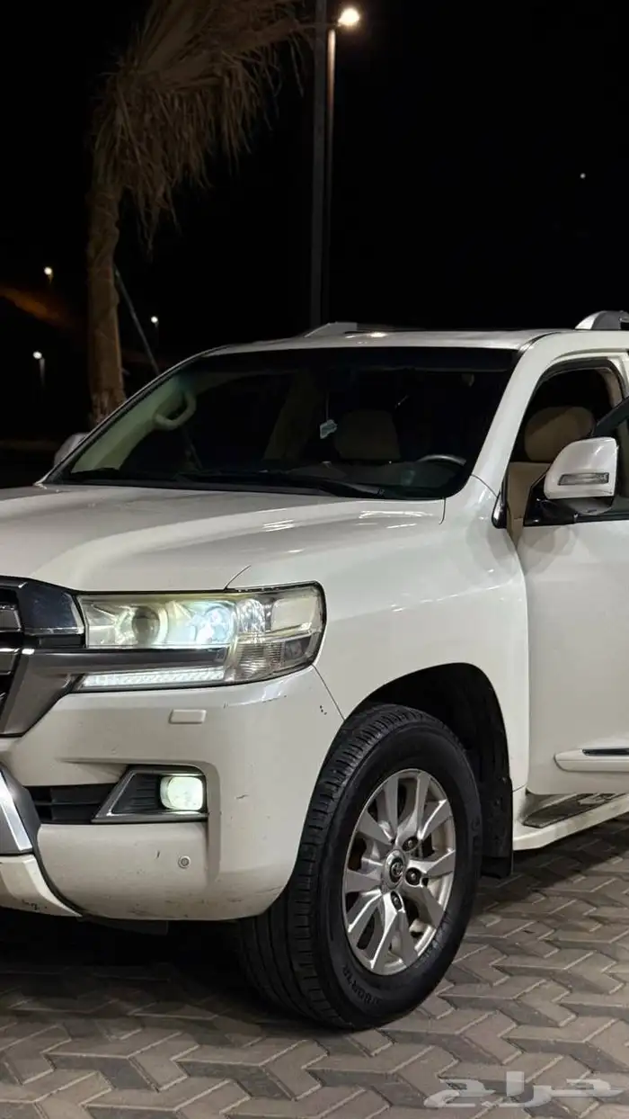 لاند كروزر 2016 للبيع 4