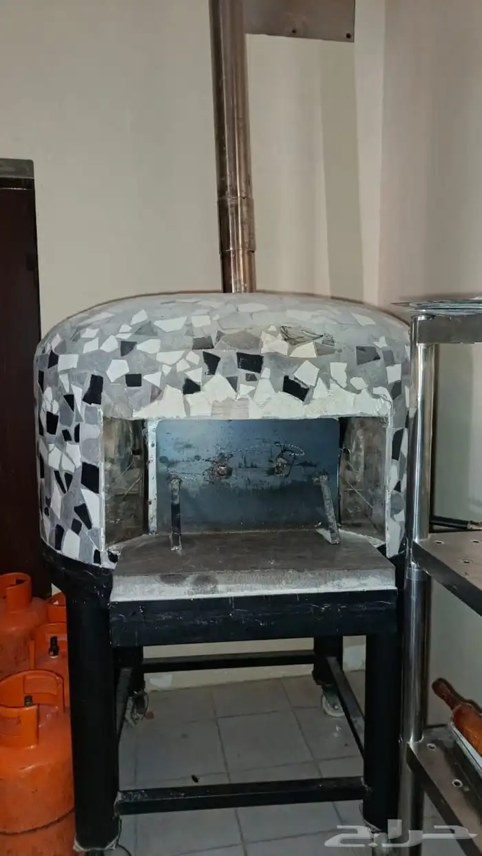 ادوات مطعم مكينة بروست وفرن غاز وفرن كهرب للبيع . 1