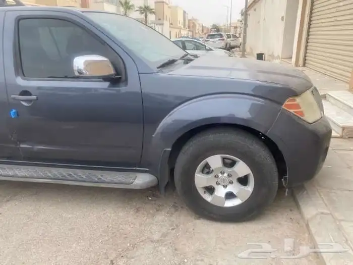 نيسان بافندر الموديل 2010 4