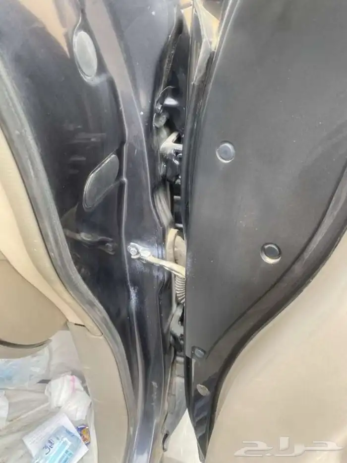 نيسان بافندر الموديل 2010 40