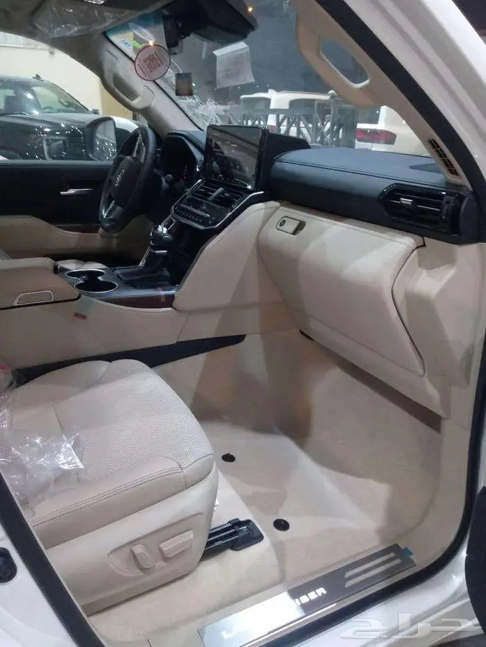 تويوتا جي اكس ار 2026 11