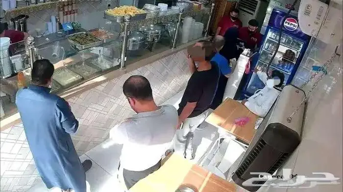 مطعم محل فلافل و كشري للبيع 4