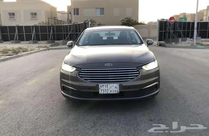 فورد توروس 2021 سعودي ممشي قليل 48 الف km 2