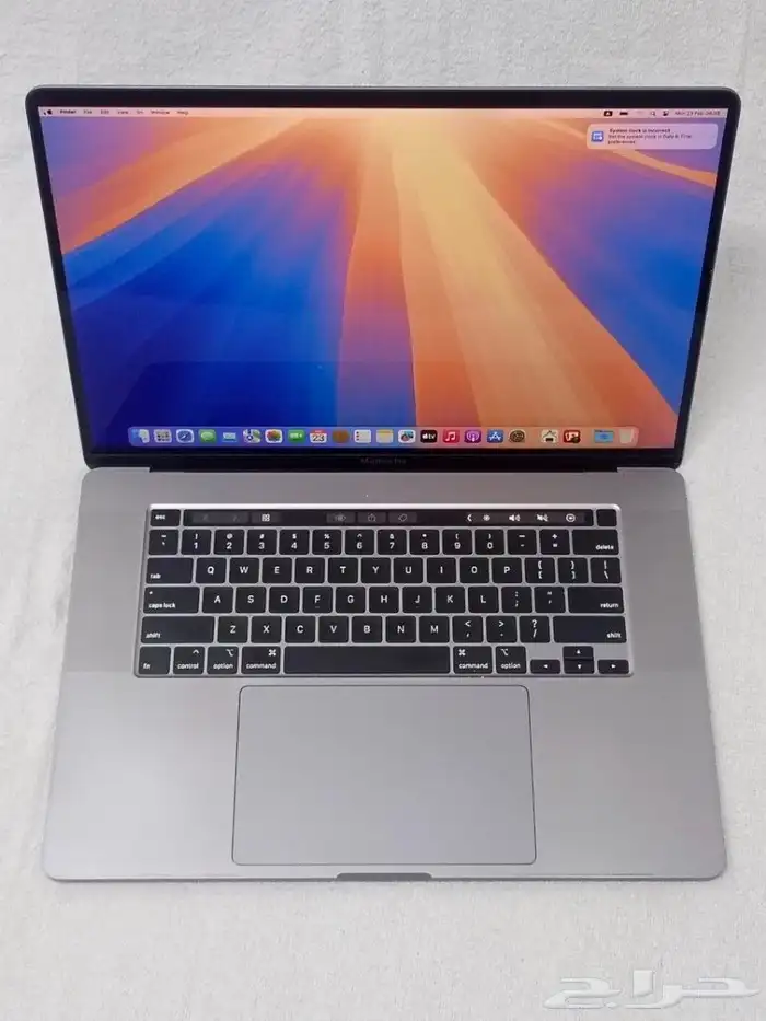 MacBook Pro i9 64gb ram 500gb ssd 8gb graphics 9